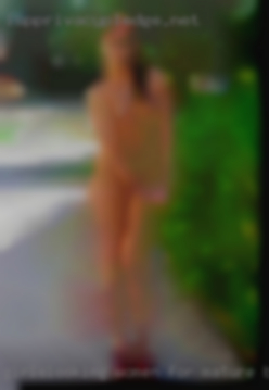 Girlslooking women for mature big dicks in Sturgis.