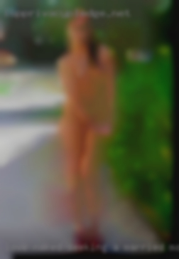 Love naked seeking a married man's girl attention.